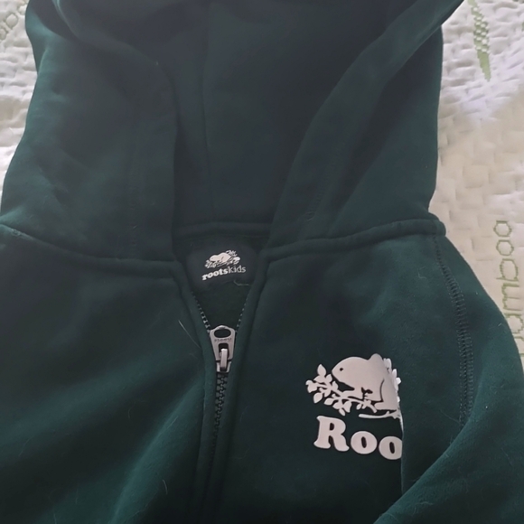 Roots kids hoodie size xl - Picture 1 of 3